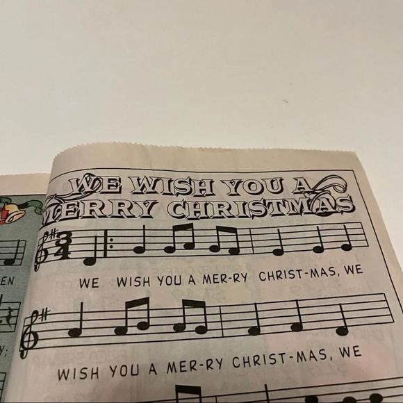 Vintage Christmas Shoney's Song Book with Shoney Bear kid's menu  1995 - Picture 6 of 10